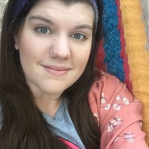 Meet your Posher, Lucy